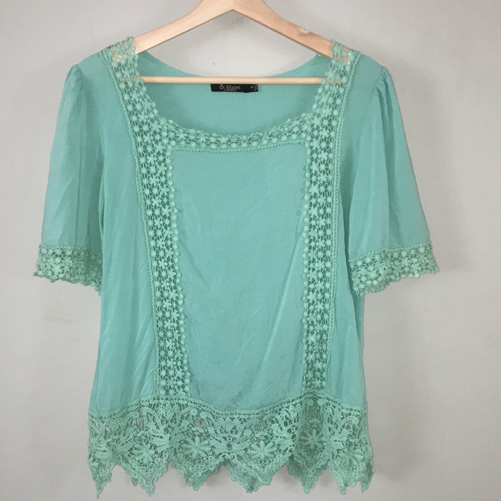 Teal Mid-sleeve Blouse!